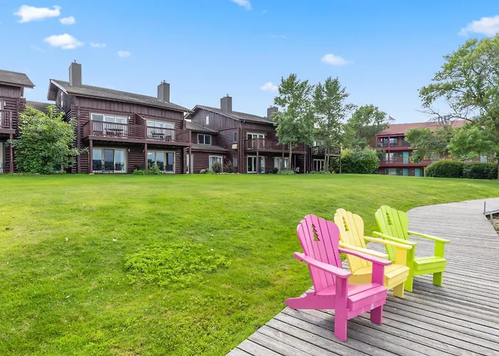 The Lodges At Breezy Point